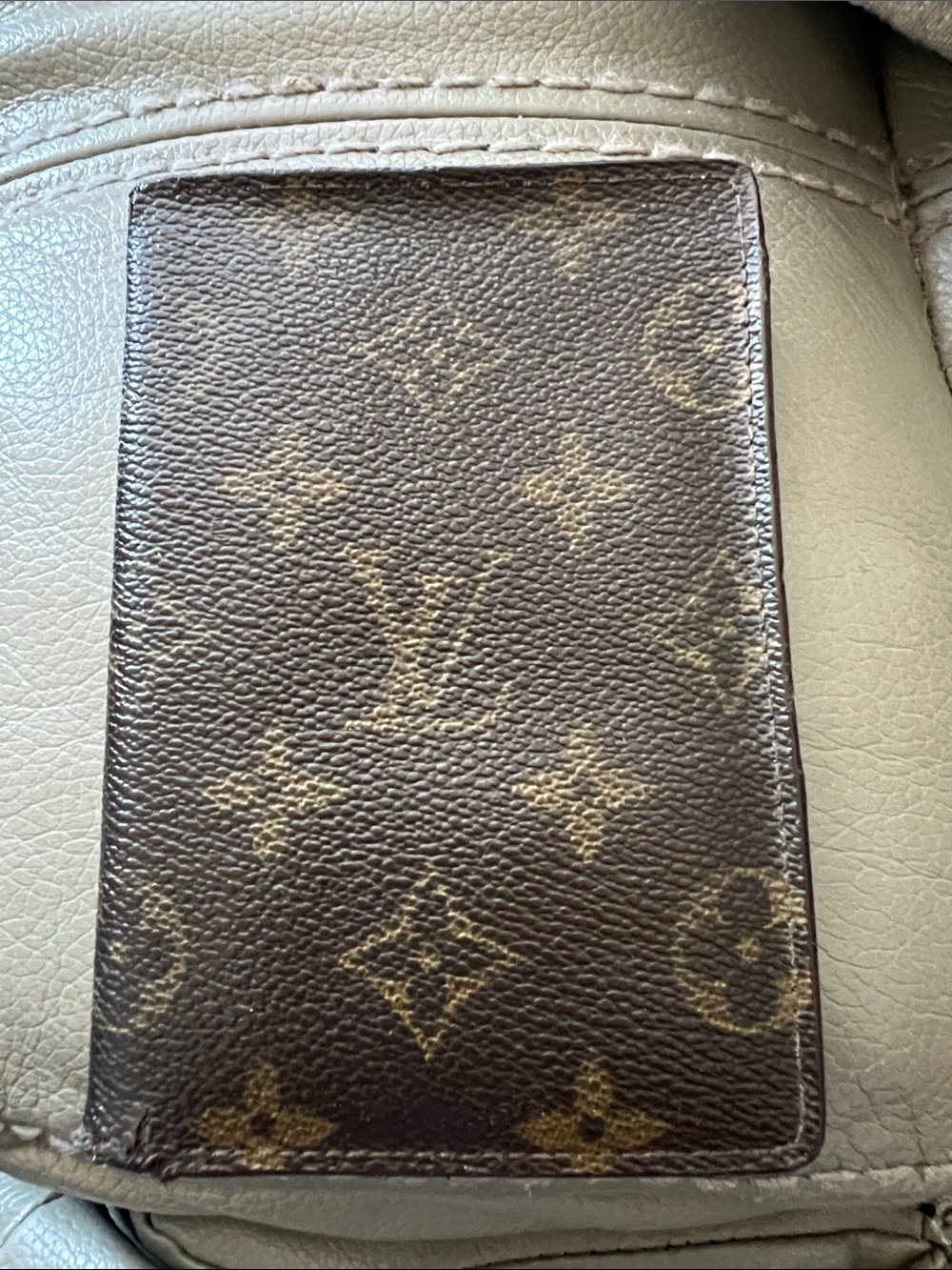 Louis Vuitton Monogram bifold wallet in Brown and Tan